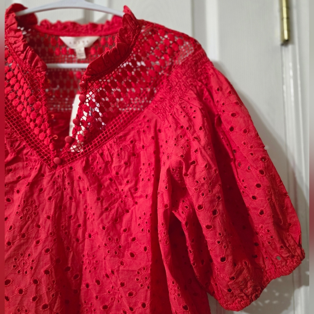 NWT Adiva Red Cotton Crochet & Eyelet Popover Blouse, Puff Sleeves, Boxy Fit. - Picture 3 of 11